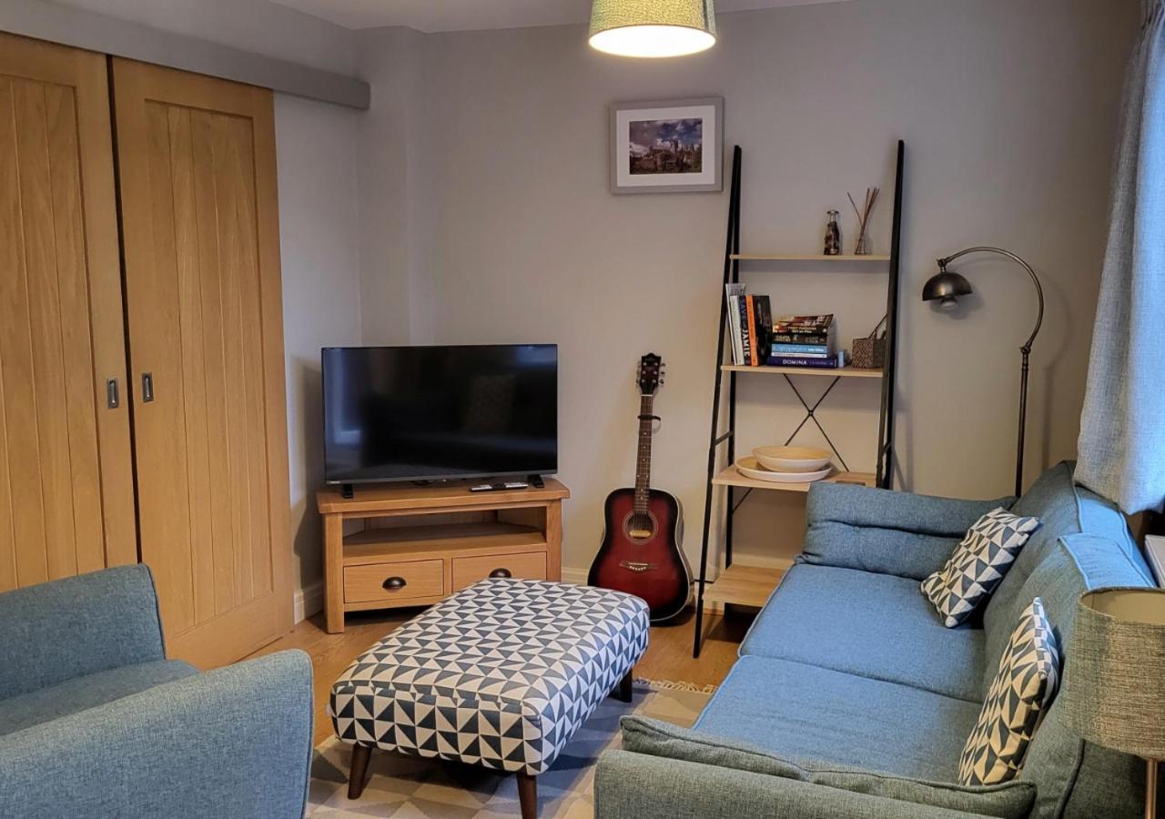 3 Bedroom Townhouse, Free Parking 约克 外观 照片